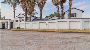 Stunning 5-Bedroom Home in Quiet Cul-de-Sac