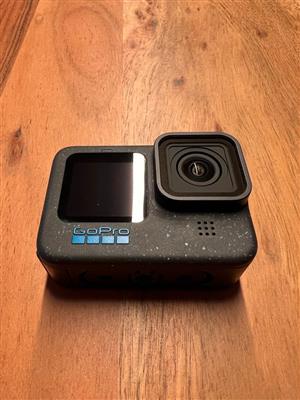 GoPro Hero 12 Black  Max Lens 2.0  like new  including invoice