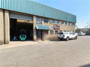 Kya Sands – Industrial Unit To Let in Industrial Village at R49/m²