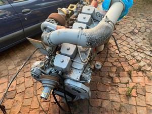 Selling 6bt cummins engine in good condition 