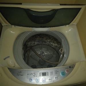 Automatic LG washing machine 