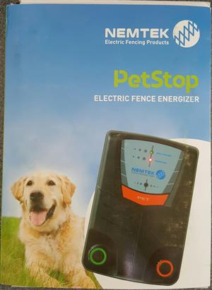 Pet Stop Electric Fence Energizer New