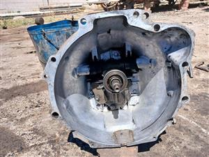 MITSUBISHI  L300 GEARBOX FOR SALE 