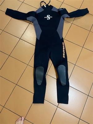 XL scubapro dive wetsuit 