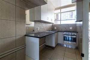 Stunning 2 Bed First Floor Apartment Near CSIR.
