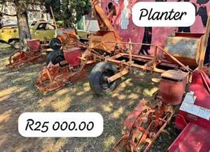 Farming Implement - Planter 