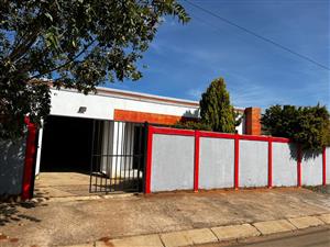 House For Sale in Protea Glen & Ext
