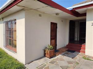 Garden Cottage Rental Monthly in Eikendal