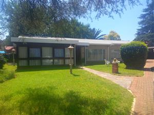 Charming 3-Bedroom Family Home in Rensburg – Priced at R1,100,000