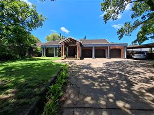 Space, Style & Serenity — 4-Bed Luxury Living with Pool, 8-Car Parking,2 Bed Flatlet & Pet-Friendly!