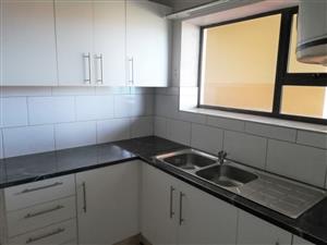 Spacious 2 Bedroom Apartment in Prime Location – Caxton Street Area - Quigney