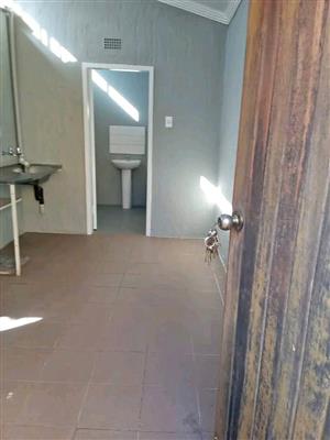 1-Bedroom Cottage to Let – Malvern, Johannesburg |