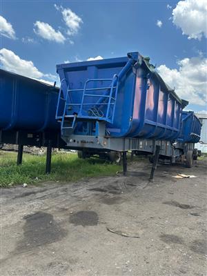 SA Truck Bodies and Top Trailer Interlink Side Tipper Trailers. Refurbished 