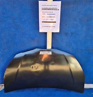 Toyota Yaris Bonnet 2012 + 