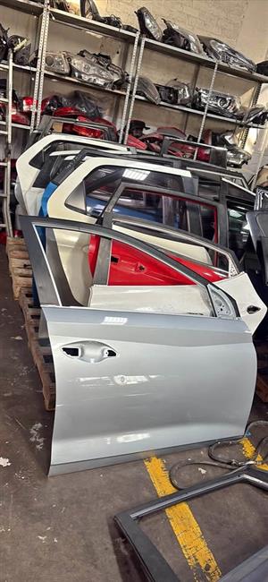 Hyundai i20 right door