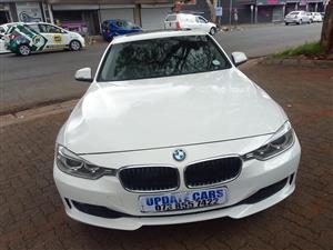 2014 BMW F30 320i AUTOMATIC  WHITE COLOR  PETROL LEATHER SUNROOF REVERSE SENSER 93.000KM  