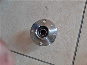 NP200 WHEEL HUB. BRAND NEW. FOR VARIOUS OTHER CARS.