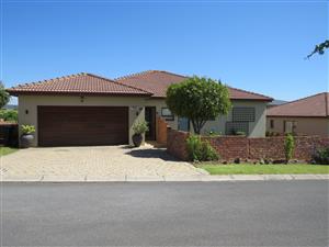 Three Bedroom Home in Secure Estate in Forest Downs Port Alfred.