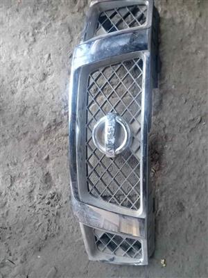 Nissan Navara front Grill in excellent condition