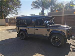2011 LandRover Defender 2.4