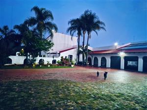 Spacious Family Home with Lapa, Braai Area & 6 Garages – Modern Comfort & Security