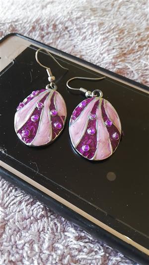 Purple statement hook in earrings 