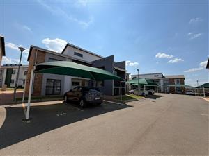 2 Bedroom Flat for sale in Protea Glen