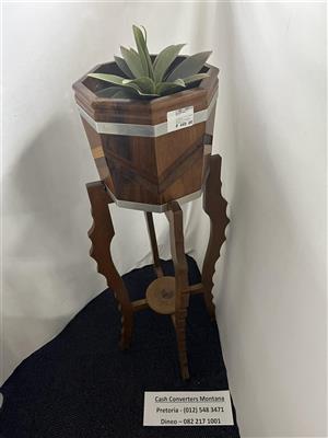 Flower Pot on Wooden Stand