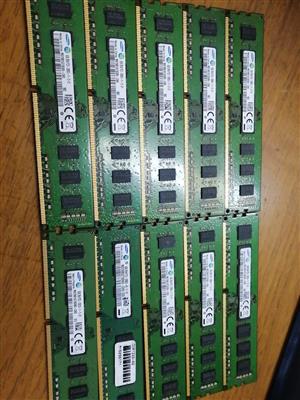 8GB, 240-pin DDR3 PC3-12800 Desktop Ram