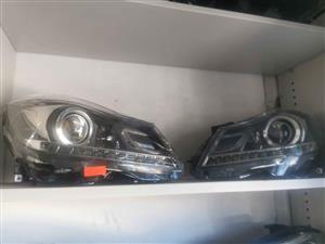 W204 facelift headlights