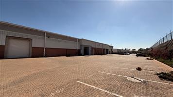 868m² A-Grade Industrial Warehouse To Let in Twenty One Industrial Estate