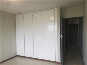 Spacious Bedroom to rent @ 320 RISSIK Flat, Sunnyside, .