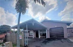 Introducing Your Dream Home in Isipingo Hills!