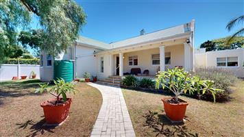 Versatile Walmer Property – Main Home with Solar, Extensive Water Storage & Income-Generating Flat