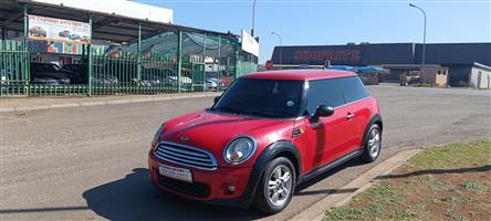 Mini hatch One