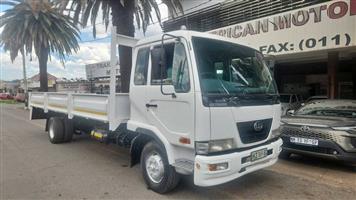 2008 Nissan UD60