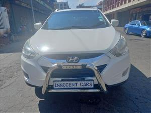 2012 HYUNDAI ix35 2.0 PETROL, MANUAL TRANSMISSION, WHITE COLOUR, MILEAGE 89000KM