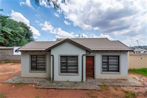 Modern Living in Wilfordon Ext 11 – Prime Location with Real Value
