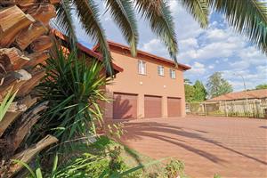 Attractive Family Home with Rental Income Potential and Home Office