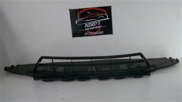Audi A4 (B4) '16-'22 front bumper closing element