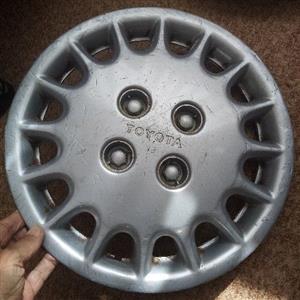 Toyota 13 inch, wheel cap