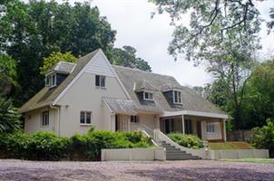 SPACIOUS DOUBLE STOREY HOME