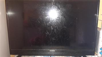 32" Telefunken TV with only a broken screen 