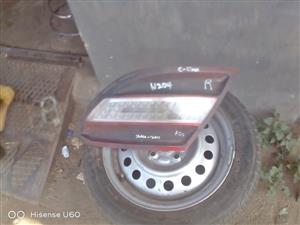MERCEDES BENZ W204 RIGHT + LEFT C-CLASS 2010-2011 TAILLIGHT FOR SALE