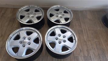 Jeep cherokee 2.5 crd rims