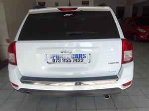 2014 Jeep Compass Limited 2.0 MANUAL, Petrol,  White Color Reverse Camera,  sunroof 105000km