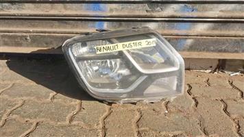 Renault Duster headlight