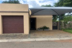 Charming 2-bedroom Townhouse to let in Waterval East