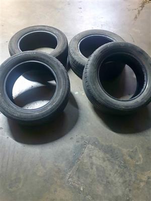 4 x 185/60/15 Continental Contipremuim Contact2
