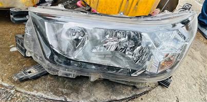 Toyota Hilux GD6 Headlight
